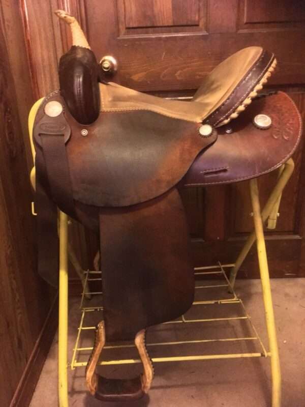 Dakota Barrel Saddle