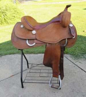 Versatility NRHA Series Reining saddle