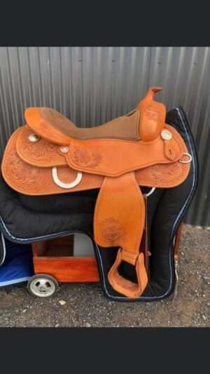16 Continental Reining saddle